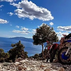 https://bella-vista-cala-gonone.in-sardinia.net