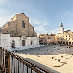 Piazza Maggiore , Bologna Italy